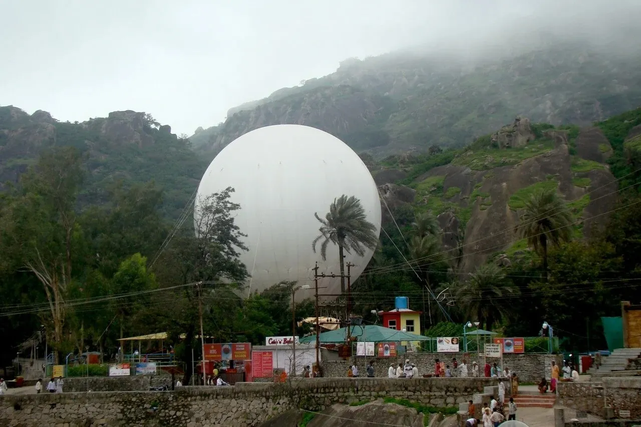 Taxi Udaipur to Mount abu