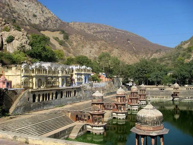 Delhi to Bhiwadi taxi