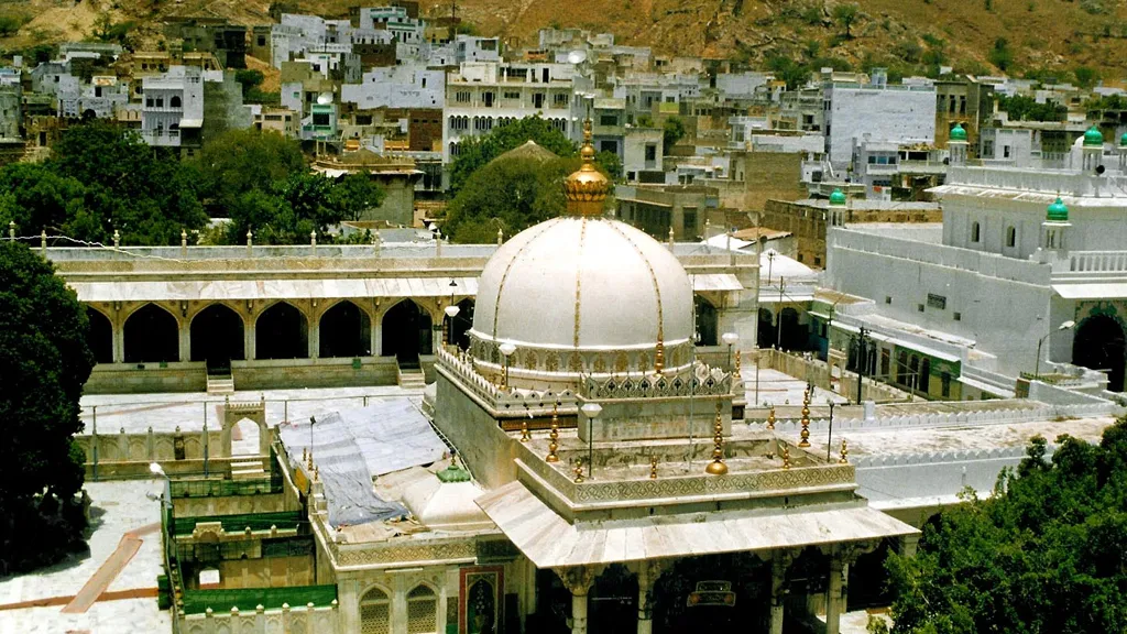 How to reach Ajmer Pushkar