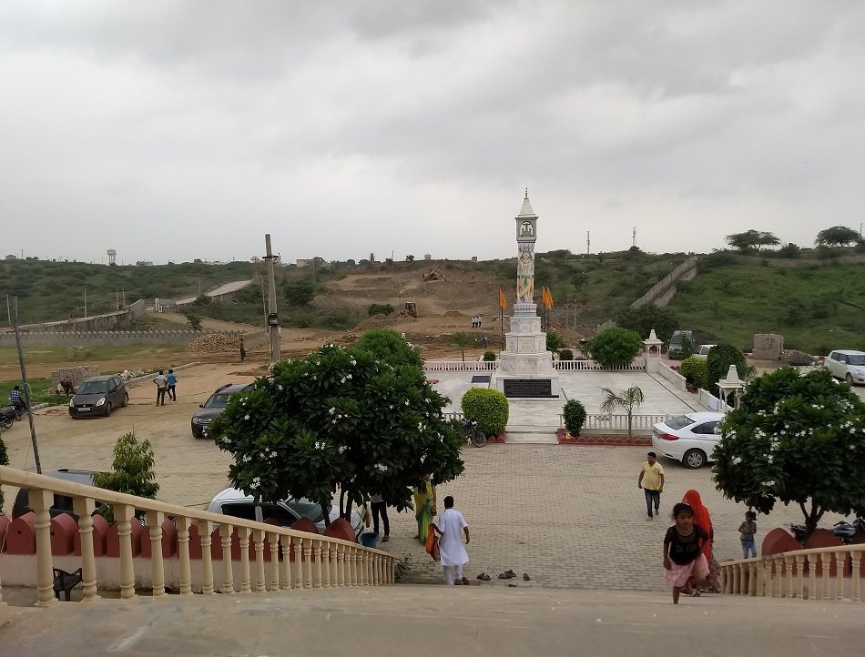 Jaipur to Tonk taxi